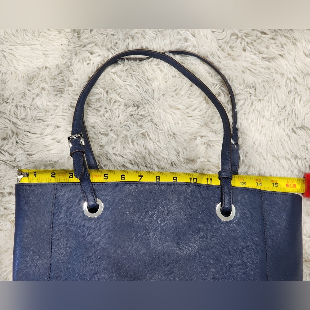 MICHAEL KORS | Jet Set Travel Tote Color | Navy Blue - Picture 6 of 13